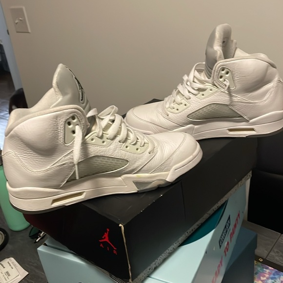 Jordan 5 metallic - Picture 5 of 6